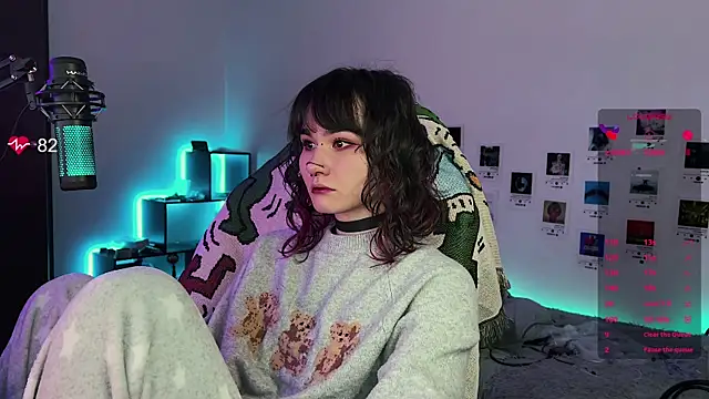 Snapshot of deadlysweet chatting on 09.25.25 deadlysweet online show from 09.25.25