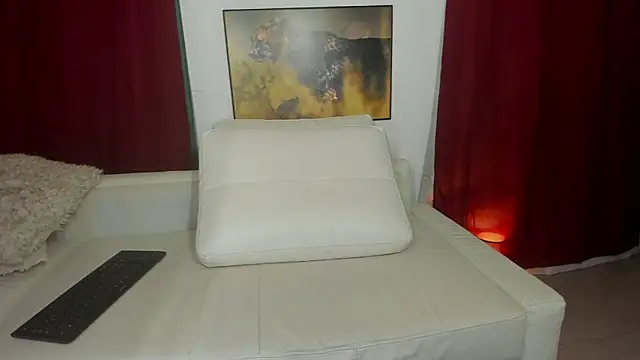 Snapshot of dulcey_john chatting on 01.20.25 dulcey john online show from 01.20.25