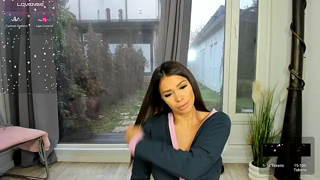 Snapshot of Selena_Reeves chatting on 12.28.24 Selena Reeves online show from 12.28.24