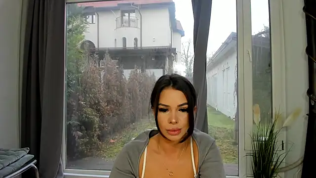 Snapshot of Selena_Reeves chatting on 01.12.25 Selena Reeves online show from 01.12.25