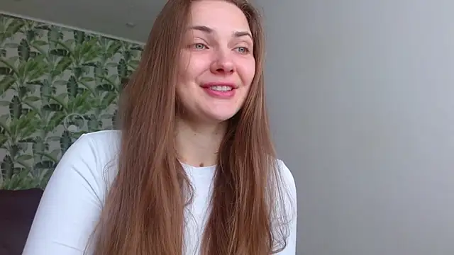 Olivia shine online show from 04.17.26