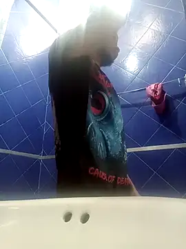 Snapshot of krvdeslalas29 chatting on 02.14.26 krvdeslalas29 online show from 02.14.26