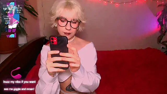  Moonlight t online show from 09.14.25