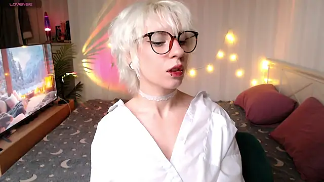  Moonlight t online show from 12.05.25