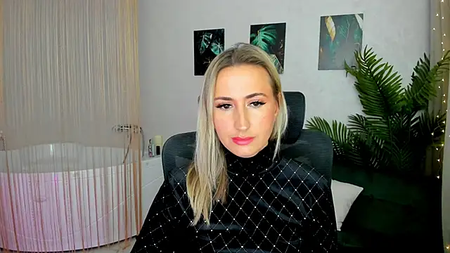 PassionGlow online show from 09.10.25