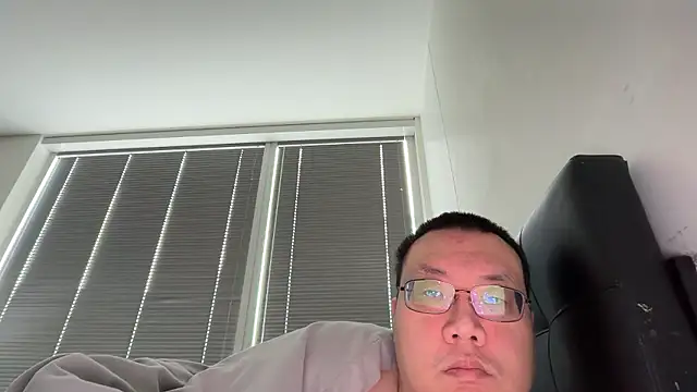 Snapshot of slaveasianboy chatting on 05.07.26 slaveasianboy online show from 05.07.26