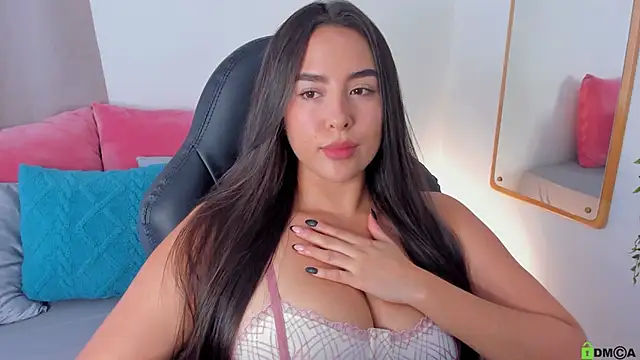 Snapshot of april__stone chatting on 11.04.25 april stone online show from 11.04.25