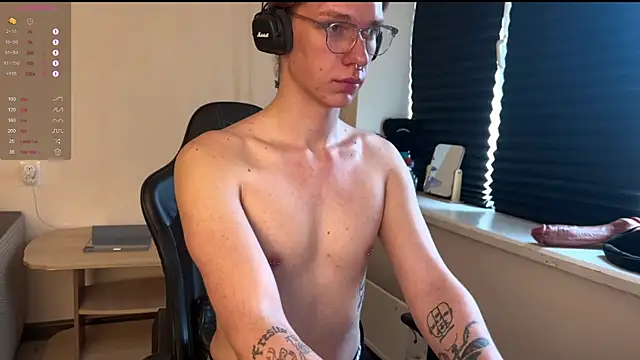 Snapshot of carthylovvve chatting on 01.09.26 carthylovvve online show from 01.09.26