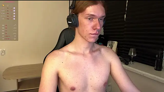 Snapshot of carthylovvve chatting on 01.14.26 carthylovvve online show from 01.14.26