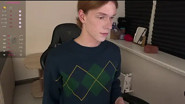 Snapshot of carthylovvve chatting on 02.04.26 carthylovvve online show from 02.04.26