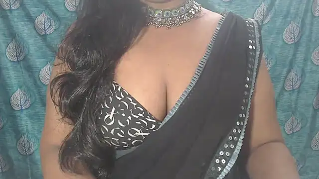 Snapshot of Sophia_your chatting on 11.26.25 Sophia your online show from 11.26.25