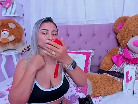 milf bigass  online show from 06.04.26