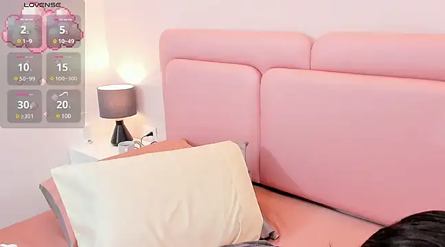 Snapshot of little_dolly1 chatting on 03.20.25 little dolly1 online show from 03.20.25