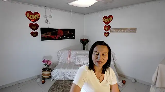 lollita 23  online show from 04.16.26