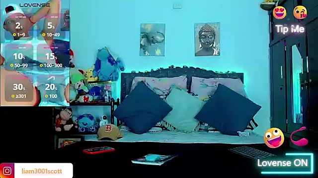 Liamscott  online show from 11.10.25