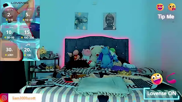 Liamscott  online show from 12.01.25