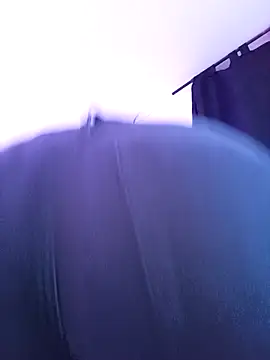 JulianaCastillo online show from 11.18.25