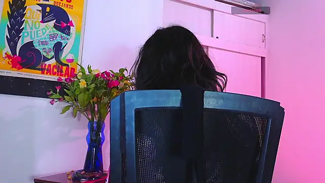 Snapshot of purple_em69 chatting on 03.19.25 purple em69 online show from 03.19.25