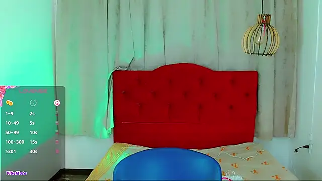 Jessica smith 1 online show from 10.18.25