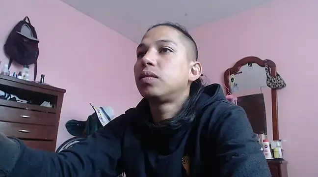 Snapshot of CoreAlejito chatting on 12.17.24 CoreAlejito online show from 12.17.24