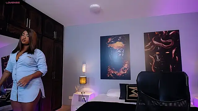 JasmineCampbell  online show from 10.28.25