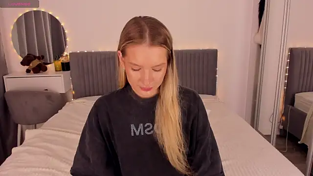 CassieRayss online show from 07.01.26