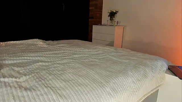 Rachel Rey online show from 04.04.26