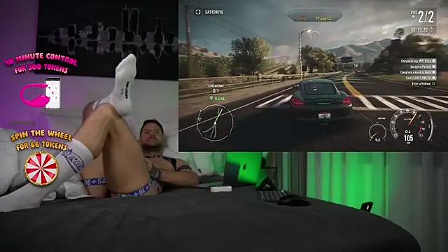 Snapshot of kennethwade chatting on 12.07.24 kennethwade online show from 12.07.24