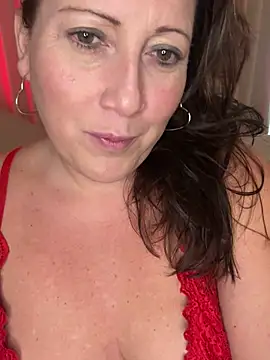 Snapshot of xsexycurvymilf chatting on 02.14.25 xsexycurvymilf online show from 02.14.25