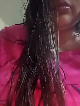 Snapshot of _Redwine_ chatting on 03.02.25 Redwine online show from 03.02.25