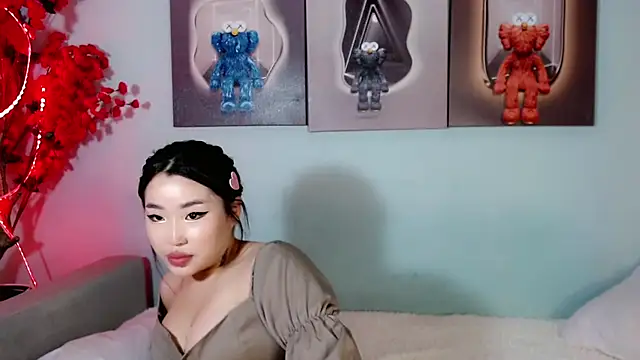 Snapshot of ichiben chatting on 01.02.25 ichiben online show from 01.02.25