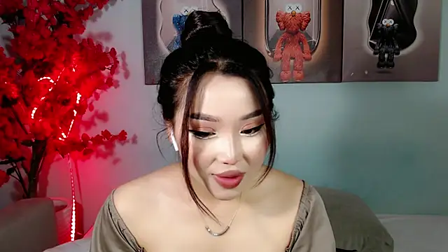 Snapshot of ichiben chatting on 09.26.25 ichiben online show from 09.26.25