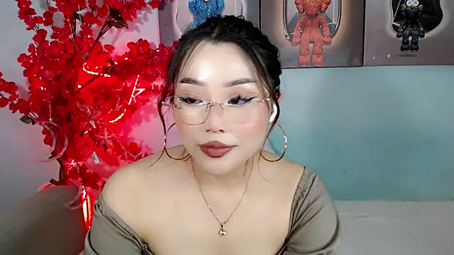 Snapshot of ichiben chatting on 05.02.26 ichiben online show from 05.02.26