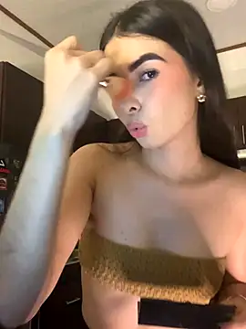 Snapshot of Coralinee_01 chatting on 11.25.25 Coralinee 01 online show from 11.25.25