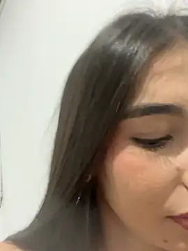 Coralinee 01 online show from 02.28.26