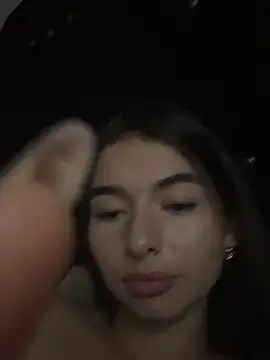 Coralinee 01 online show from 04.28.26