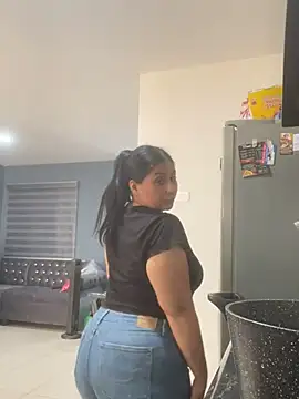 valentinesexx online show from 12.24.24