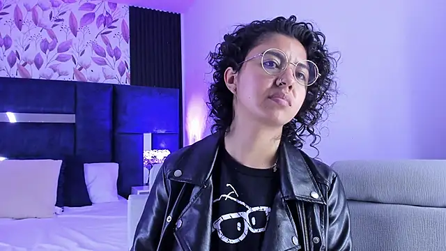 Amareto  online show from 02.04.25