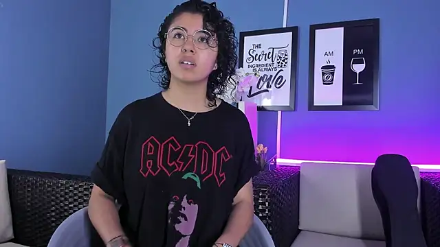 Amareto  online show from 02.07.25