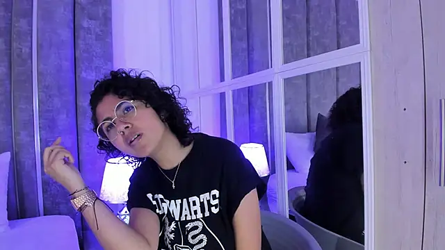 Amareto  online show from 02.20.25