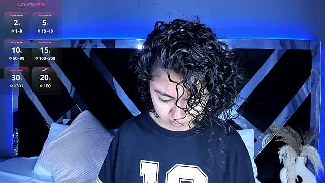 Amareto  online show from 02.27.25