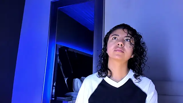 Amareto  online show from 09.18.25