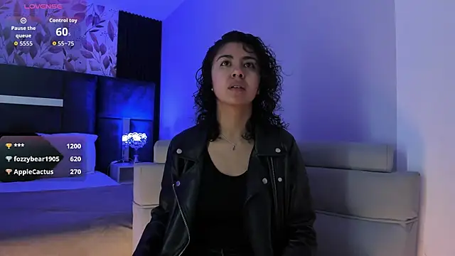 Amareto  online show from 10.04.25