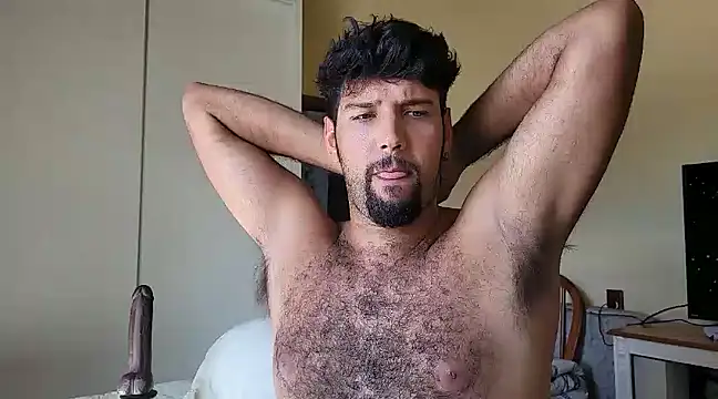 Snapshot of Luksmen chatting on 12.12.24 Luksmen online show from 12.12.24