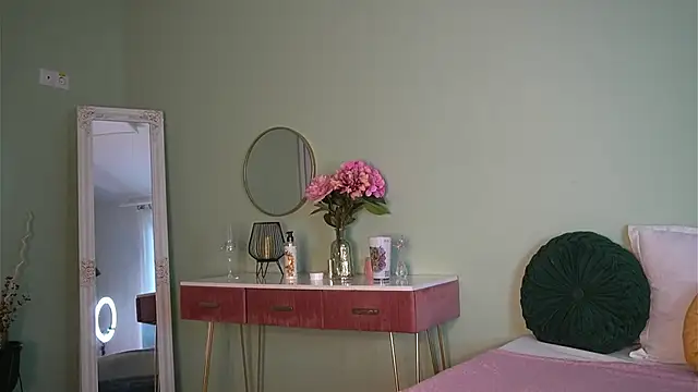 Snapshot of HaileyMoonn chatting on 03.14.25 HaileyMoonn online show from 03.14.25