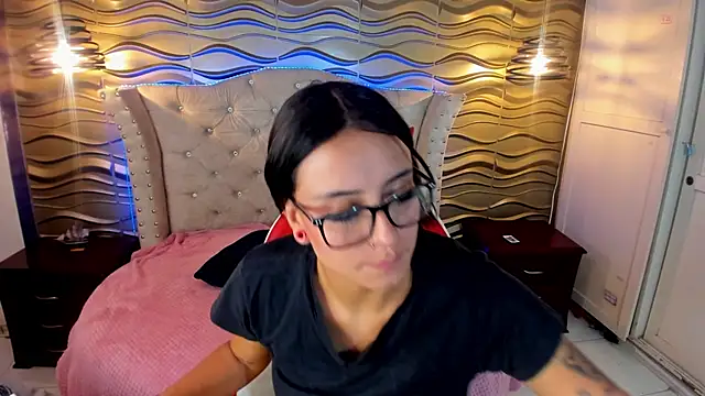 Andreita Jones online show from 02.02.25