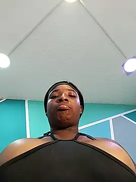 Snapshot of AlondraFerri1 chatting on 12.19.24 AlondraFerri1 online show from 12.19.24