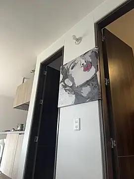 Snapshot of PetitLumiere chatting on 02.04.25 PetitLumiere online show from 02.04.25