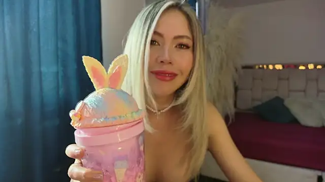 Ammy Castro online show from 04.08.26