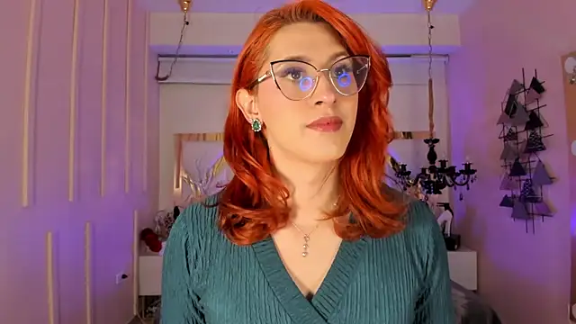 Snapshot of Juliana_Saenzz chatting on 03.07.25 Juliana Saenzz online show from 03.07.25